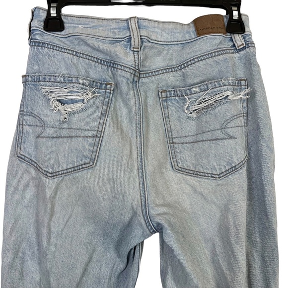 AMERICAN EAGLE MOM JEAN Comfort Stretch Waistband Light Wash Distressed Jeans 2 - Picture 12 of 16